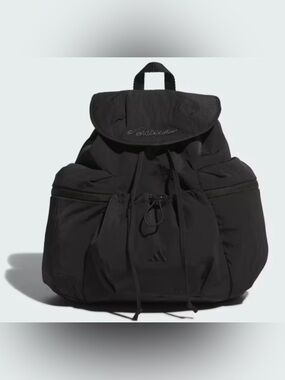 black leather spiked backpack Got Your Zippered front pocket Talla:48.5 Juventus Football Mochila Juventus BRAND_HERSCHEL